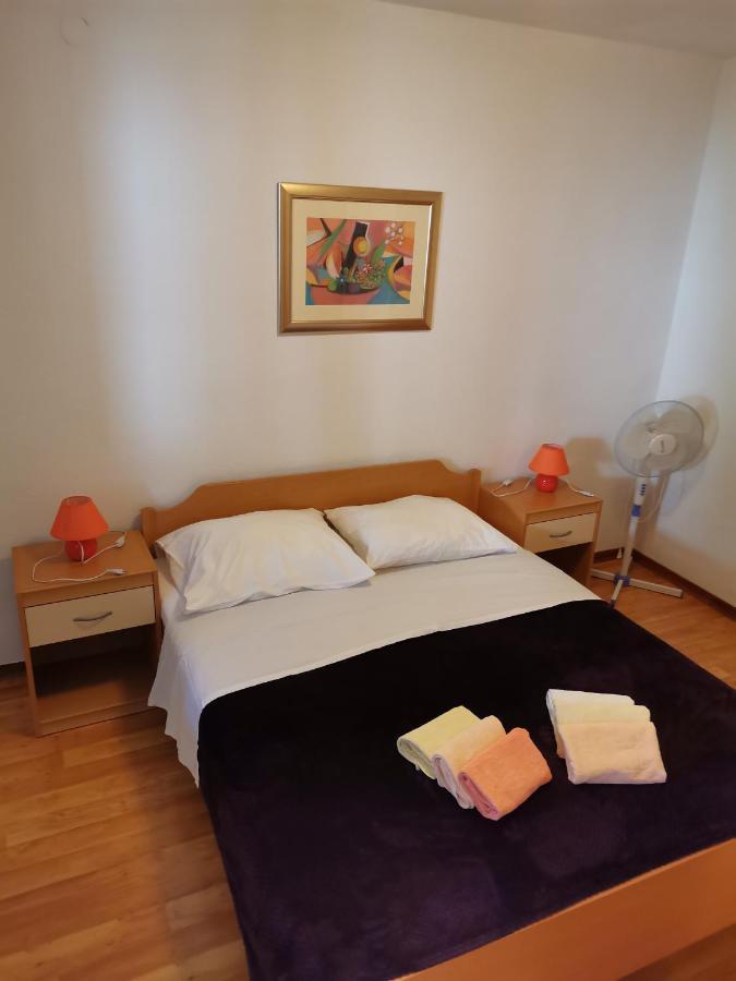 Apartments Kokotic Bol Extérieur photo